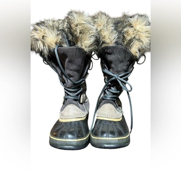 SOREL Joan of the Arctic Boots size 8 - Picture 3 of 7